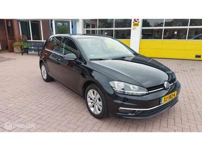 Volkswagen Golf 1.0 TSI Comfortline Business