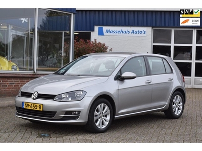 Volkswagen Golf 1.2 TSI Connected Series 65dkm App-connect