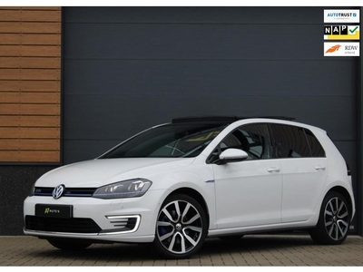 Volkswagen Golf 1.4 TSI GTE PANODAK/FRONT