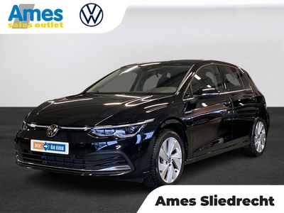 Volkswagen Golf 1.5 eTSI 150pk DSG Style Bestuurdersstoel