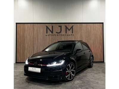 Volkswagen Golf 2.0 TSI GTI Performance