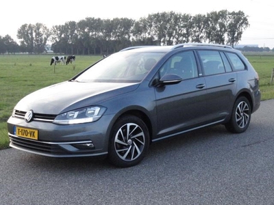 Volkswagen Golf Variant 1.0TSI DSG Business