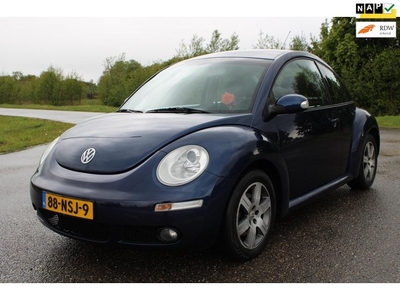 Volkswagen New Beetle 1.6 Trendline AIRCO