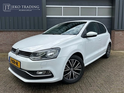 Volkswagen Polo 1.0 ALLSTAR Cruise control Climate control