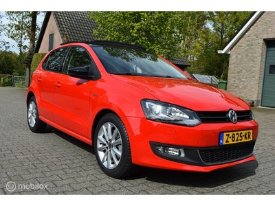 Volkswagen Polo 1.2 TSI Highline DSG Xenon Panorama airco