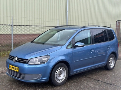 Volkswagen Touran 1.6 TDI Comfortline 7pers automaat defect