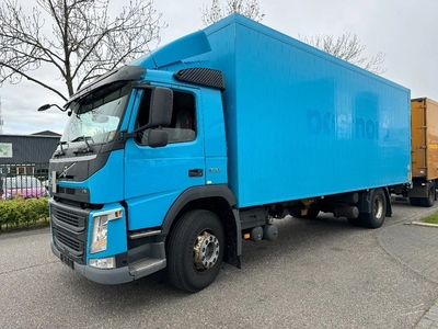 Volvo FM 370 4X2 EURO 6 + BOX 7,35 METER + CARGOLIFT ZEPRO