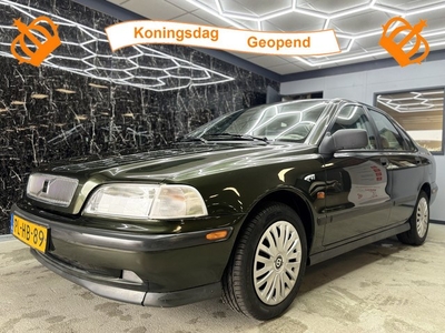 Volvo S40 1.8 Luxury (bj 1996, automaat)