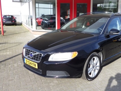 Volvo V 70 1,6 T4 180pk ONDERHOUDSBOEKJES AANWEZIG