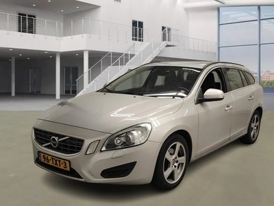 Volvo V60 1.6 DRIVe Summum EXPORT