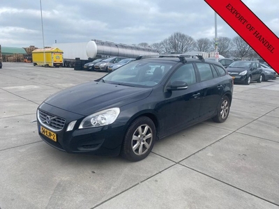 Volvo V60 2012 * 1.6 T3 Kinetic * EXPORT OF HANDEL !!