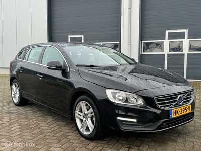 Volvo V60 2.4 D6 Twin Engine Plug-In SummumCRUISECLIMA