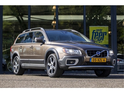 Volvo XC70 2.0 D4 FWD Summum (bj 2012, automaat)