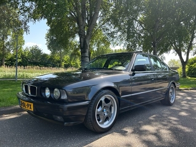 BMW 5 Serie 530i Executive V8 Airco E34 5 serie (bj 1993)