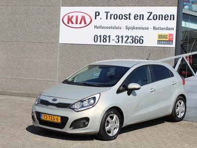 KIA RIO 1.2 CVVT Super Pack Climate controle/Cruise controle/Keyless/LED dagrijverlichting/Parkeersensoren achter/Sportuitlaat