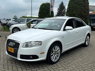 Audi A4 Sedan 2.0 TFSI Quattro Automaat USA Schuifdak Wit