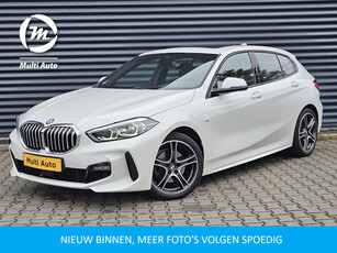 BMW 1-serie 118i M Sport 140pk Dealer O.H | Panodak | Apple Carplay | Sfeerverlichting | Navi | DAB | Stoelverwarming | 18