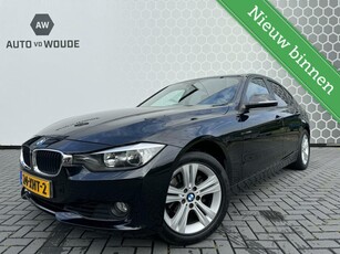 BMW 3-serie 320i Upgrade Edition