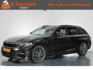 BMW 3 Serie Touring 330e M-sport, ACC, Volleder, 19''