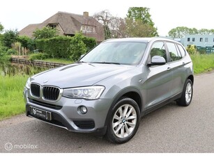 BMW X3 xDrive20i High Executive / Navi / Camera / Leder