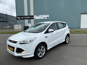 Ford Kuga 1.5i Titanium Plus 4WD 4X4 Automaat 183 PK.