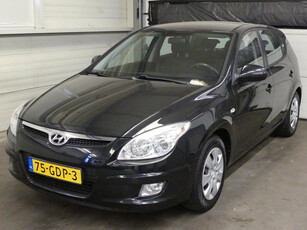 Hyundai I30 1.6i Dynamic - Airco - Nette auto! - APK 2025