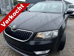 Škoda Octavia Combi 1.6 TDI Ckima/Trekhaak (bj 2013)