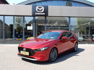 Mazda 3 e-SkyActiv-G122 6MT Luxury met I-activsense en trekhaak *Dealeronderhouden**Verwacht*