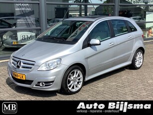 Mercedes B180 automaat, cruise, Panorama dak, zeer net