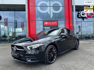 Mercedes-Benz A-klasse 250e AMG Hybride Night Pakket