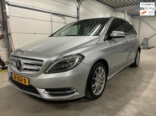 Mercedes-Benz B-klasse 250 Ambition Unieke staat!