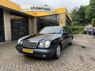 Mercedes-Benz E-Klasse 220 D Classic Uniek! (bj 1996)