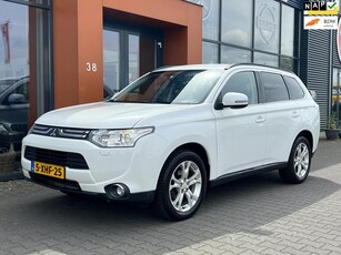 Mitsubishi Outlander 2.0 Intens+ 7 pers AUT.LEERNaviXenon