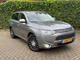 Mitsubishi Outlander 2.0 PHEV Instyle+ Pano/Leder/Trekhaak