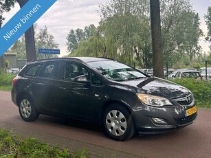 Opel Astra 1.4 AIRCO!NETJES!RIJDT TOP!KOOPJE! (bj 2011)