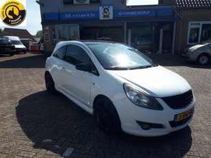 Opel Corsa 1.4 16V Edition AIRCO/ELEK RAMEN SPIEGELS/LMV/OPC LINE