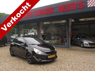 Opel Corsa 1.4-16V Sport zeer sportief apk 04-02-2025