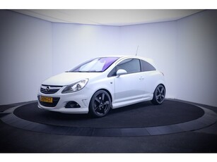 Opel Corsa 1.6-16V GSI AIRCO/CRUISE/SPORTSTOELEN/ELEK