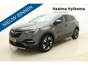 Opel Grandland X 1.2 Turbo Innovation 130 PK | Navigatie | Camera | Climate control | Keyless | Trekhaak | Getint glas | Half leder | Dodehoekassistent