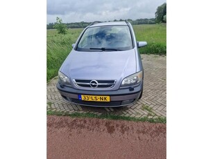 Opel Zafira 1.8-16V Elegance