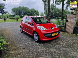 Peugeot 107 1.0-12V XS Automaat origineel NL en NAP