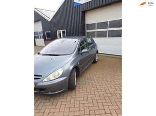 Peugeot 307 1.6-16V XS Premium