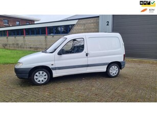 Peugeot Partner 190C 1.4 BENZINE NIEUWE APK 25 EURO P/M