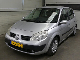 Renault Scénic 1.6-16V - Airco - Nieuwe distributieriem - Mooie auto! - Trekhaak