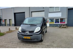 Renault Trafic 2.0 dCi bJ 2012 6 VERSNELING WERKT NIET