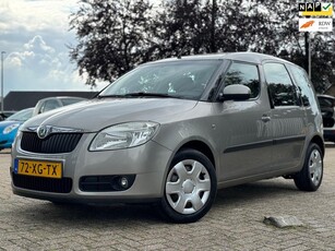 Skoda Roomster 1.6-16V Style AUTOMAAT CRUISE CTRL PDC AIRCO