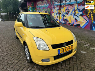 Suzuki Swift 1.3 GLS sport velgen 5 deurs elektrisch pakket stereo rijd heel lekker