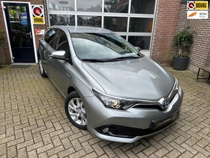 Toyota Auris 1.8 Hybrid Dynamic