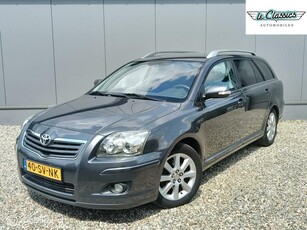 Toyota Avensis Wagon 1.8 VVTi Luna trekhaak dealerond