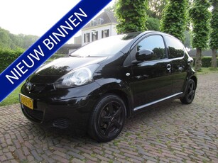 Toyota Aygo 1.0-12V Comfort Navigator Airco Navigatie Pdc